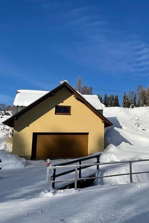 Apartamento Garage Harrachov Exterior foto
