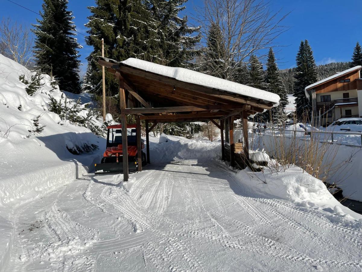 Apartamento Garage Harrachov Exterior foto